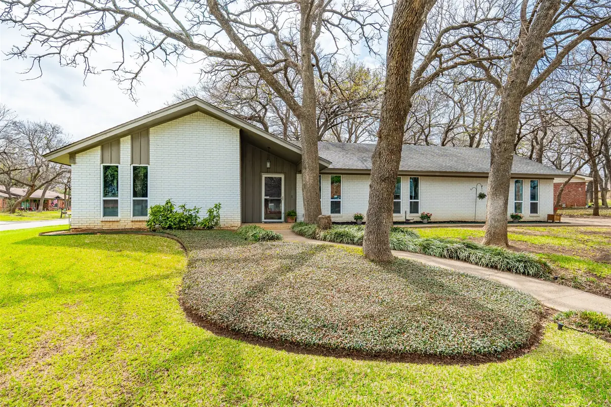 1819 W Cedar Elm Drive, Arlington, TX 76012 - #1