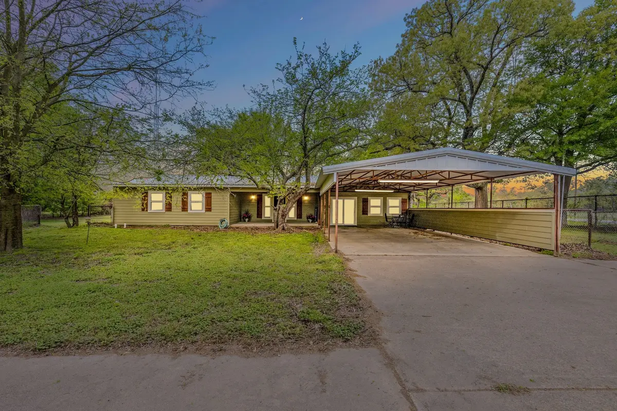 2799 State Highway 276, Emory, TX 75440 - #1