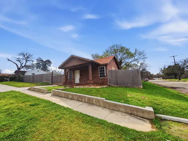 3000 Avenue M, Fort Worth, TX 76105