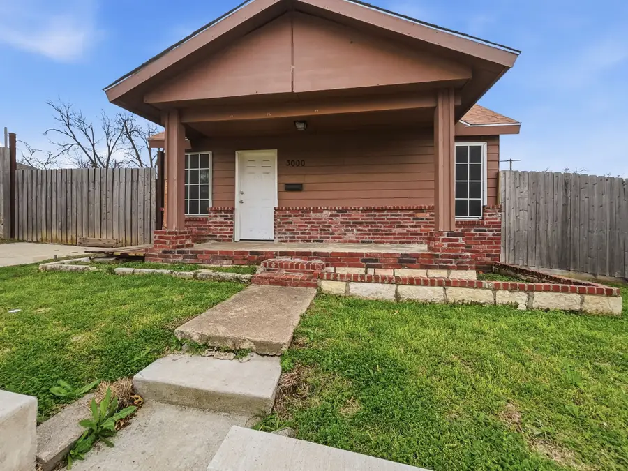 3000 Avenue M, Fort Worth, TX 76105 - #2