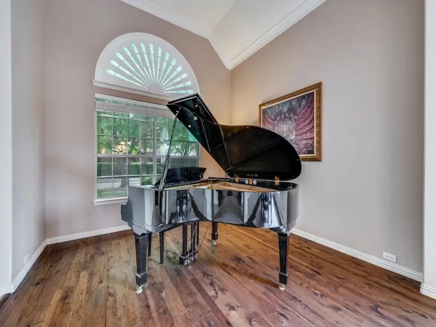 8200 Weiss Avenue, Plano, TX 75025 - #3