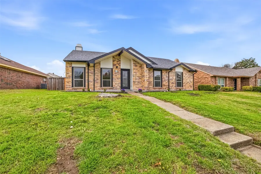 2929 Kingswood Drive, Garland, TX 75040 - #2