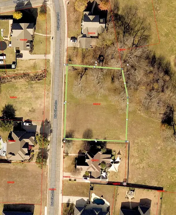 2110 Bois D'arc, Bonham, TX 75418