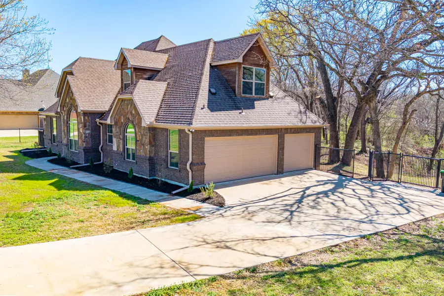 108 Winding Way, Azle, TX 76020 - #3