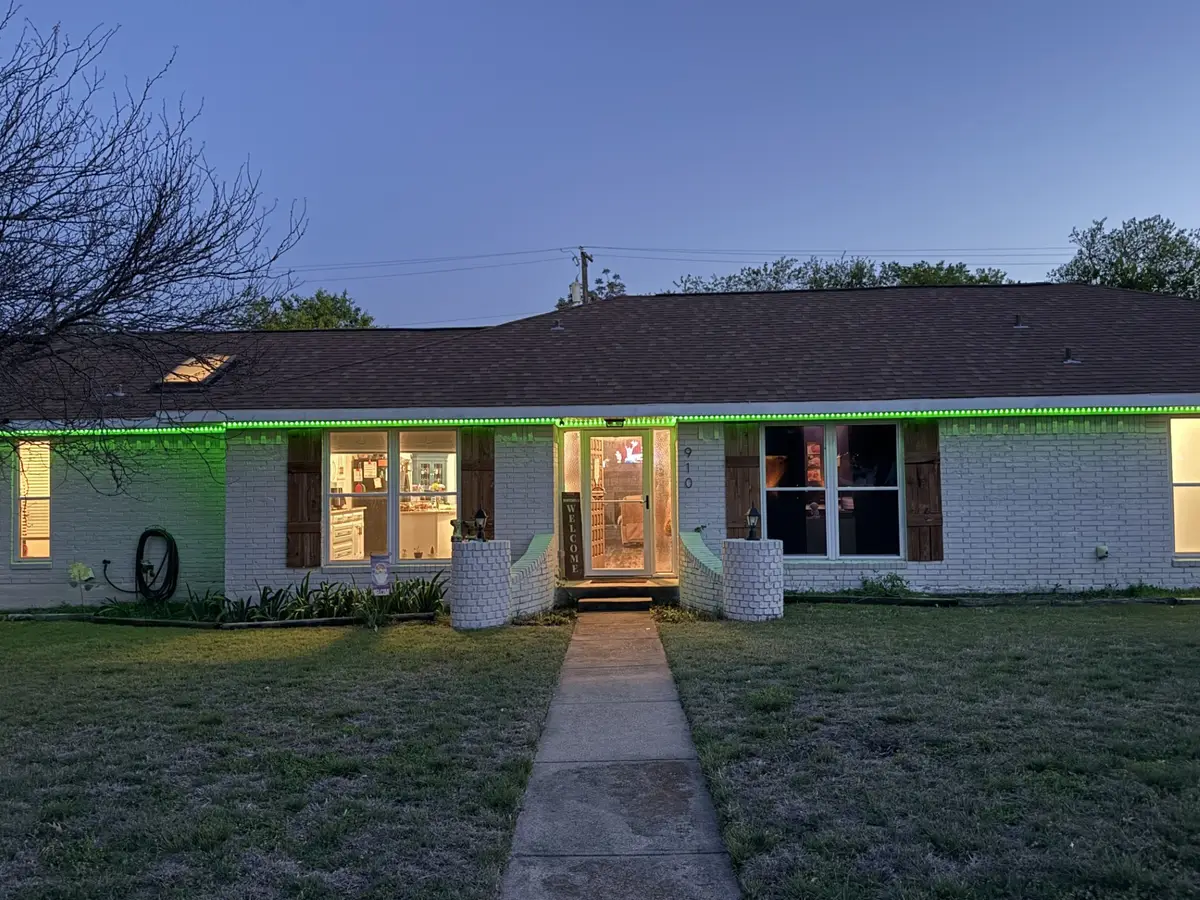 910 Panorama Loop, Waxahachie, TX 75165 - #1