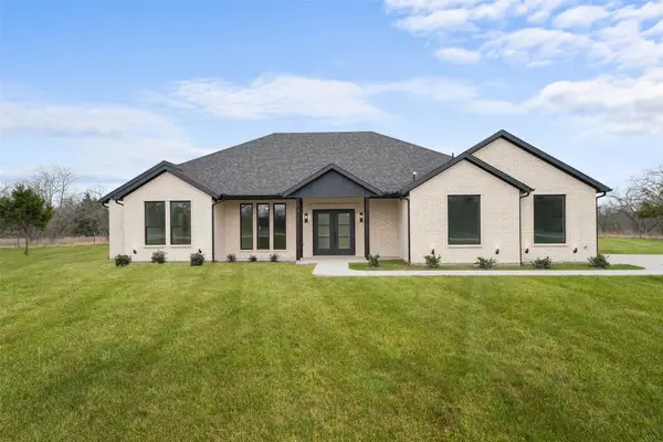 903 Dupont Circle, Corsicana, TX 75110