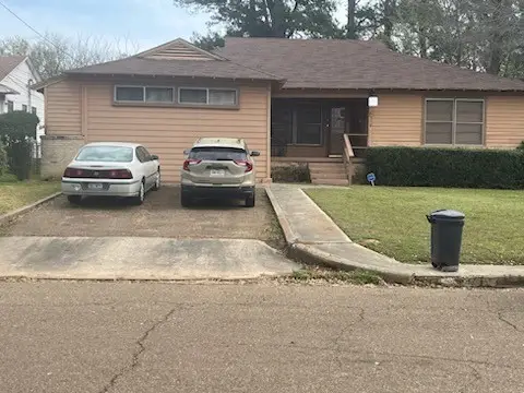 318 Milligan Drive, Pittsburg, TX 75686