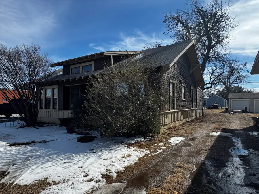 2305 9th Street, Wichita Falls, TX 76301 - #3