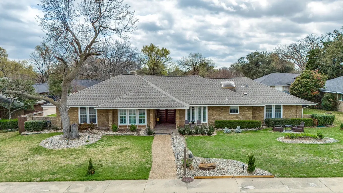 7148 Roundrock Road, Dallas, TX 75248 - #1