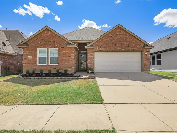 5817 Brookside Drive, Denton, TX 76226