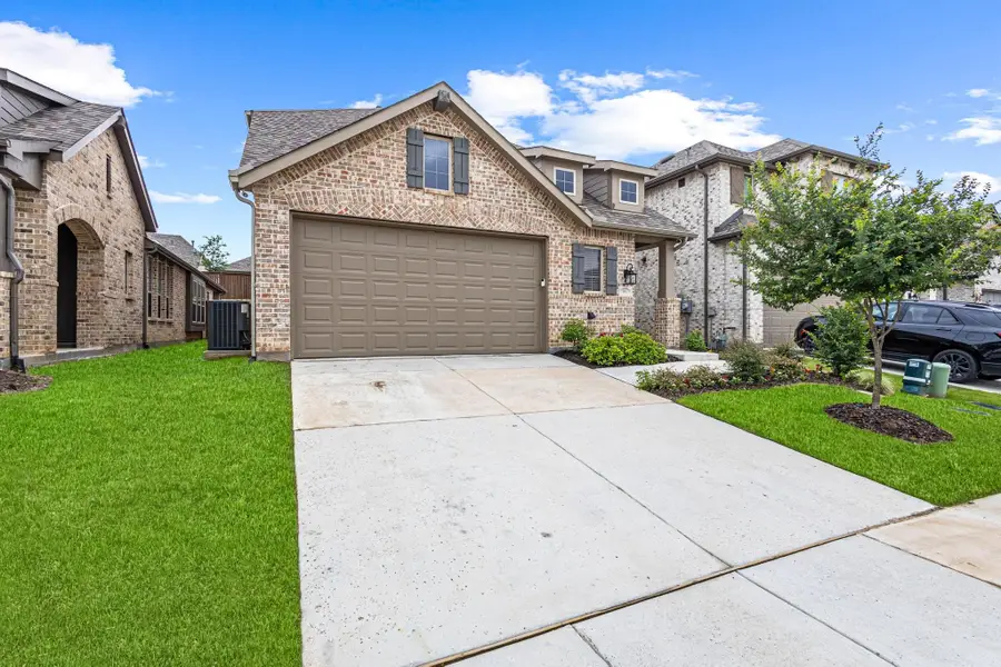3952 Oak Creek Circle, Denison, TX 75020 - #2