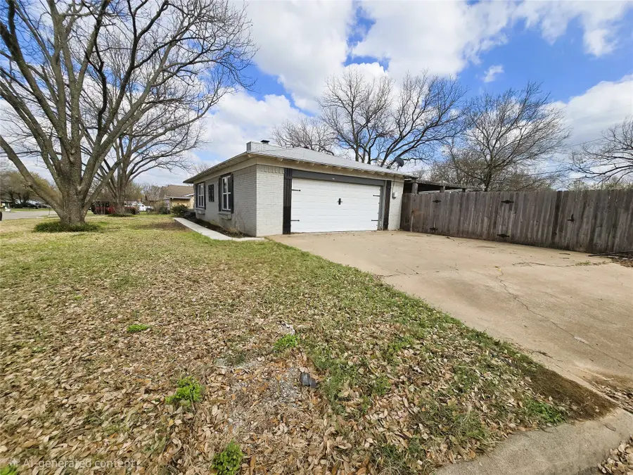 1490 Sheila Street, Stephenville, TX 76401 - #2