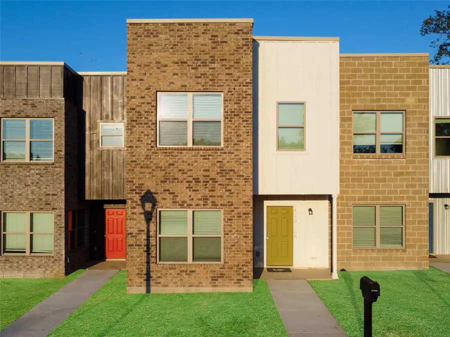 1716 Galveston Avenue, Fort Worth, TX 76110 - #3