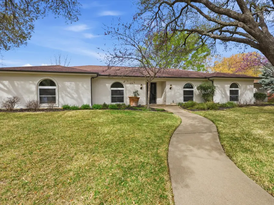 4300 Winding Way, Benbrook, TX 76126 - #2
