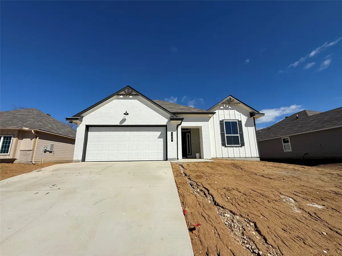 109 Adaline Bend, McGregor, TX 76657 - #1