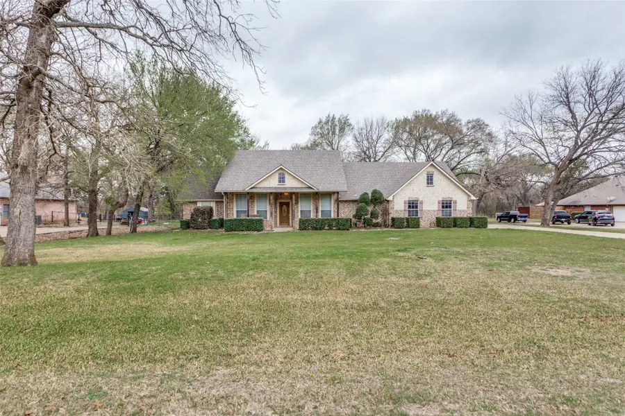 217 Woodbine Drive, Burleson, TX 76028 - #3