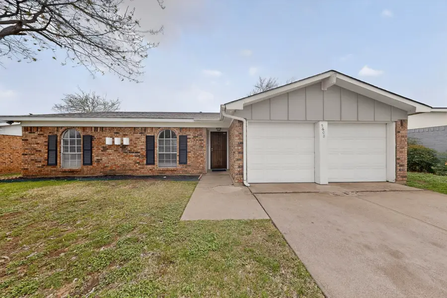 5608 Burton Avenue, Fort Worth, TX 76119 - #2