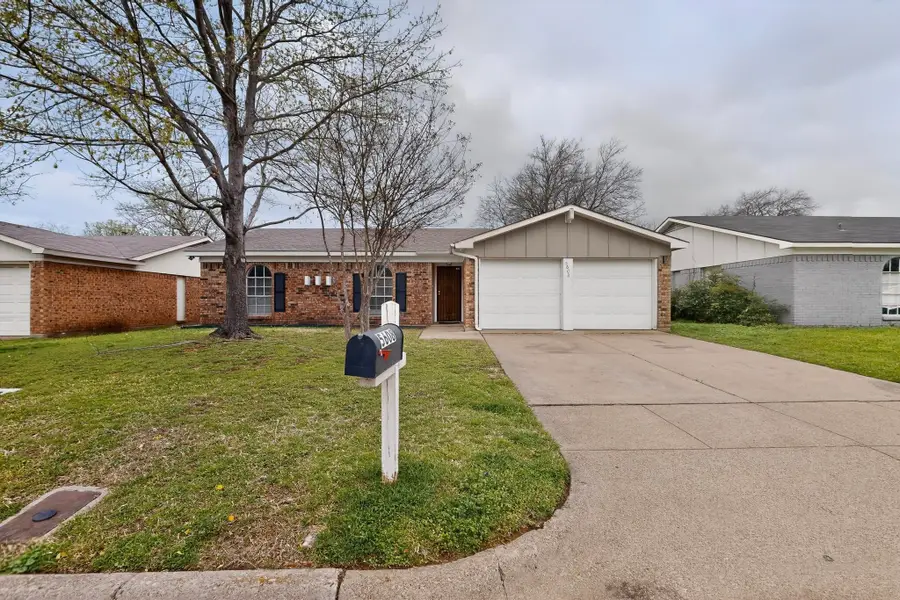 5608 Burton Avenue, Fort Worth, TX 76119 - #3