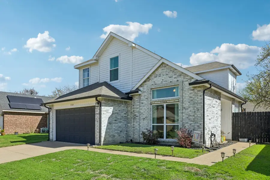 5309 Manhassett Drive, Arlington, TX 76018 - #2