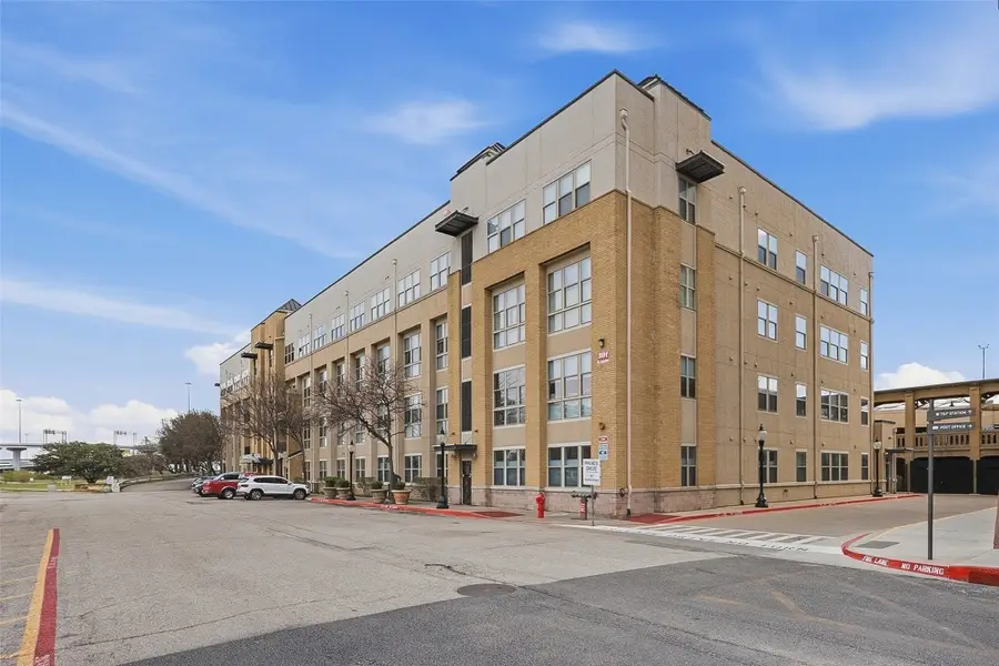 201 W Lancaster Avenue #313, Fort Worth, TX 76102 - #3