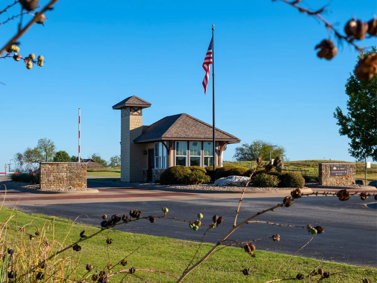 7128 Eagle Oaks Drive, Cleburne, TX 76093 - #1