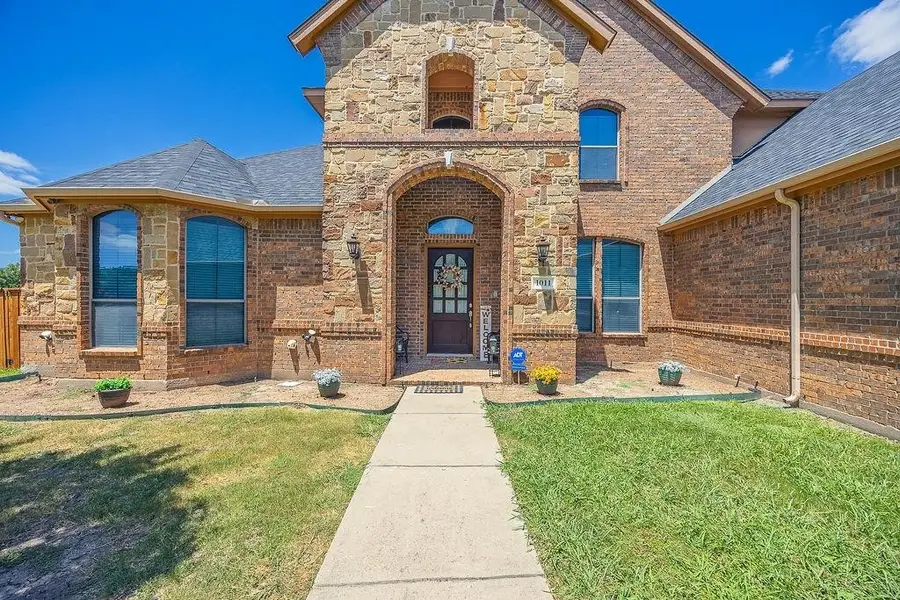 1011 Parview Circle, Grand Prairie, TX 75104 - #2