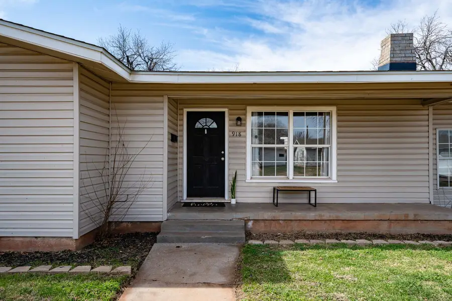 918 S San Jose Drive, Abilene, TX 79605 - #2