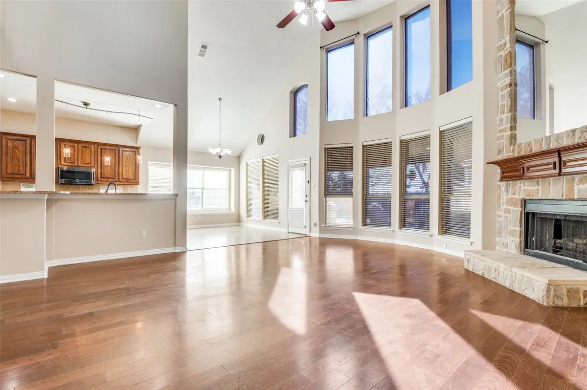 2260 Bald Eagle Way, Grand Prairie, TX 75052 - #1