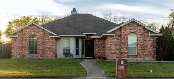 124 Topaz Circle, Hewitt, TX 76643