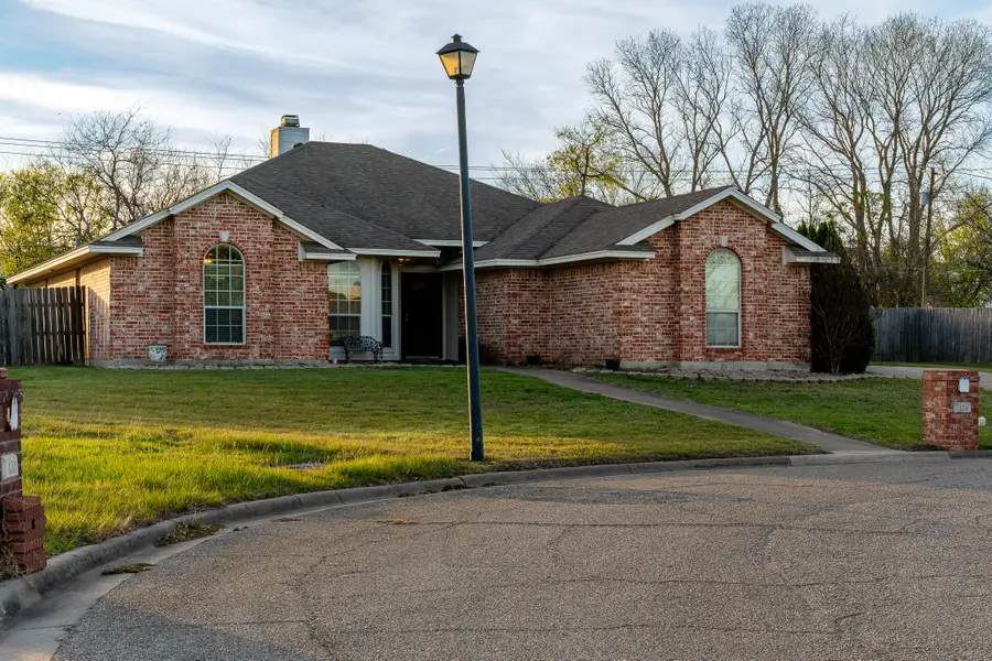 124 Topaz Circle, Hewitt, TX 76643 - #3