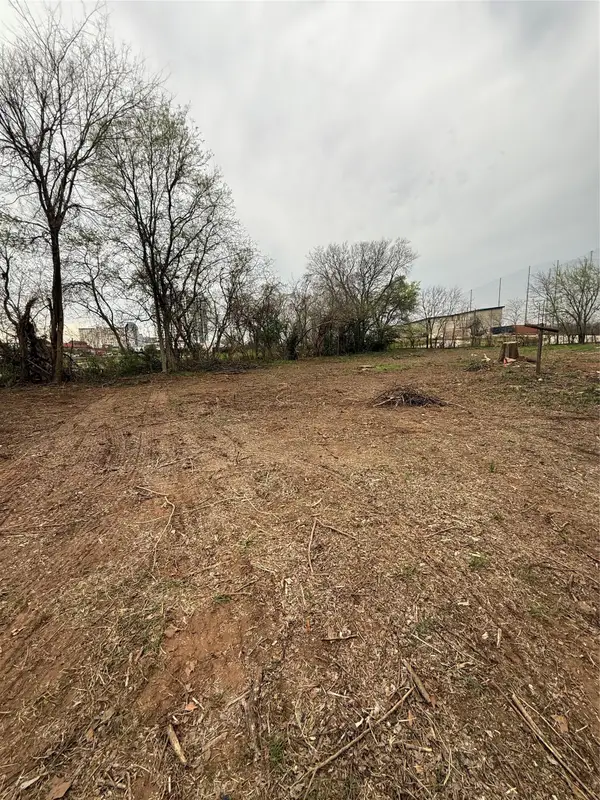 1205 W 2nd Street, Bossier City, LA 71111