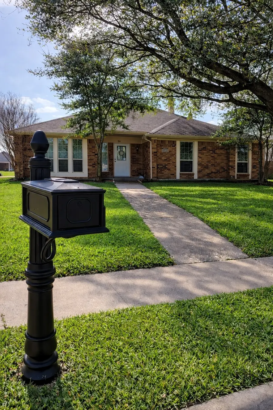 413 Kingsbridge Court, Garland, TX 75040 - #2