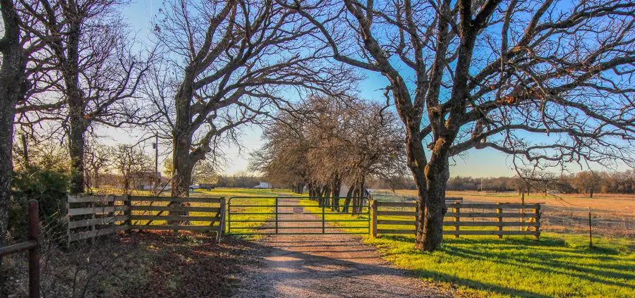 1300 Rodgers Road Rodgers Road, Sunset, TX 76270 - #2