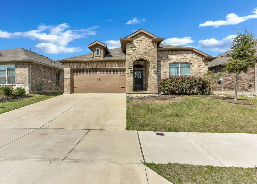 232 Drumcliffe Drive, Fort Worth, TX 76052 - #2