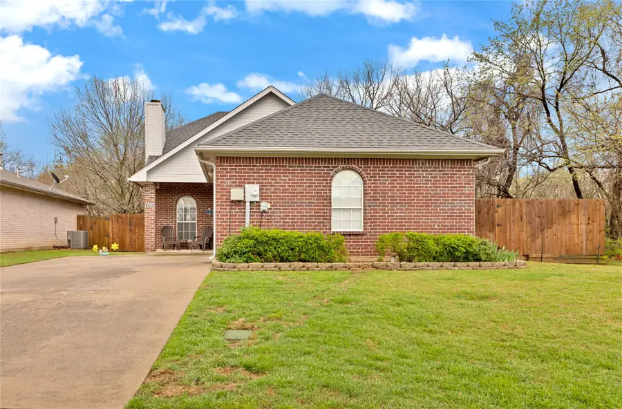 1944 Hobart Lane, Lewisville, TX 75067 - #2