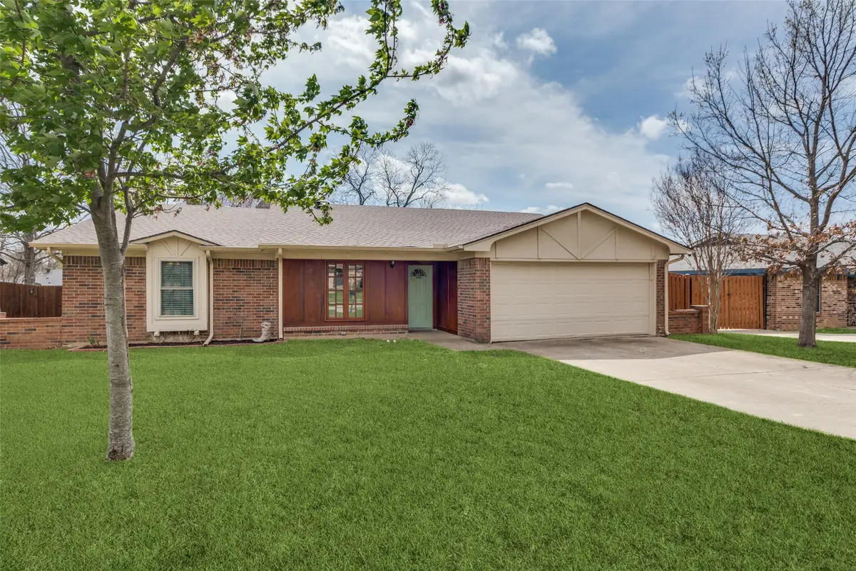8600 Brookridge Drive, North Richland Hills, TX 76182 - #1