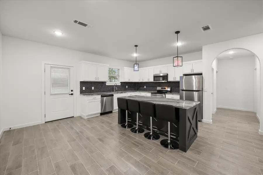 6771 NW County Road 1146, Barry, TX 75102 - #2