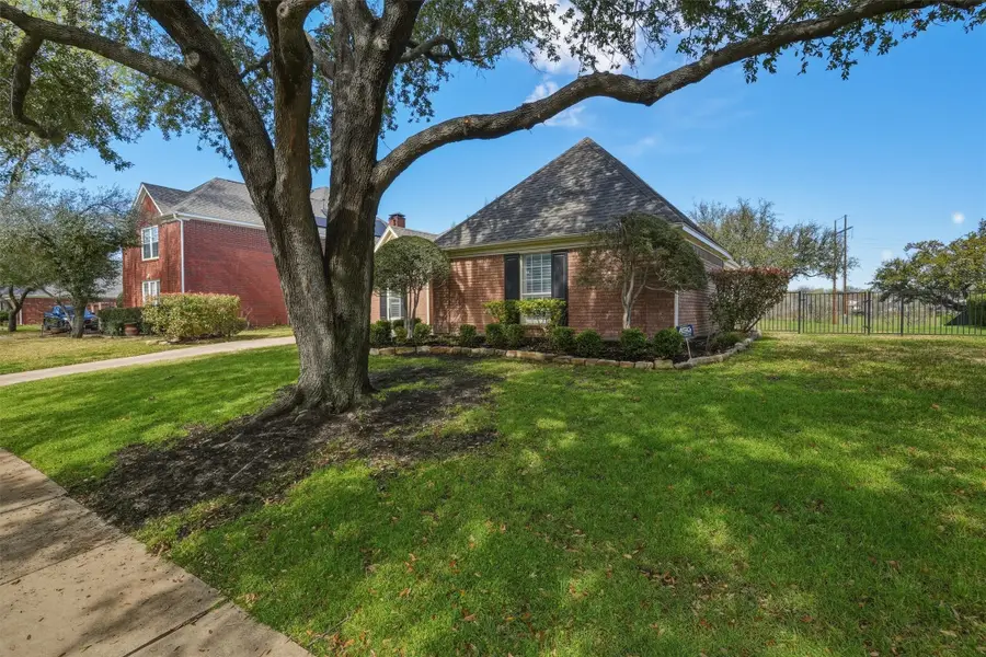 3105 Westwood Drive, Arlington, TX 76012 - #2