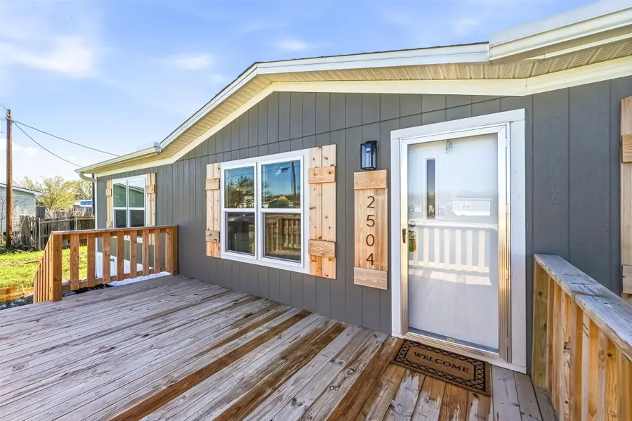 2504 Willow Oak Lane, Burleson, TX 76028 - #2