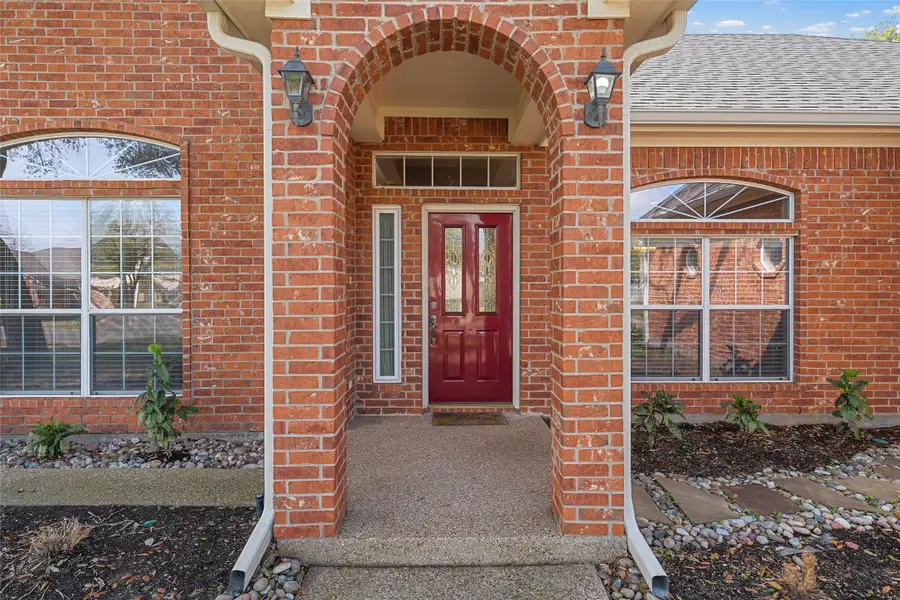 704 Fieldstone Drive, Hewitt, TX 76643 - #2