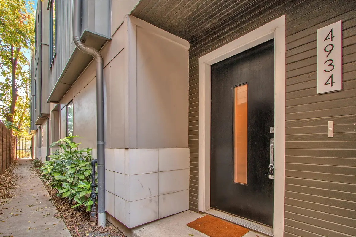 4934 Camdale Court, Dallas, TX 75206 - #1