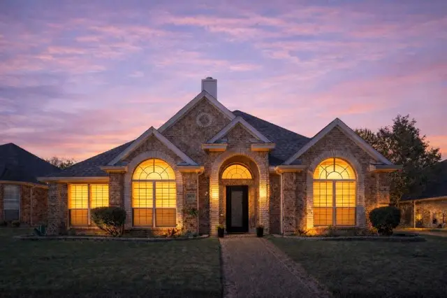 6908 Winthorp Drive, Arlington, TX 76001 - #2