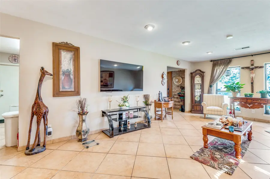 2209 Cecilia Court, Irving, TX 75060 - #3