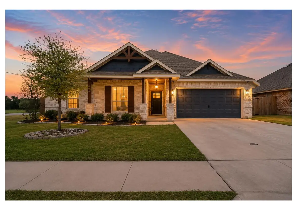 972 Sam Street, Springtown, TX 76082 - #1