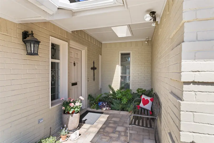 2412 Stanley Avenue, Fort Worth, TX 76110 - #3