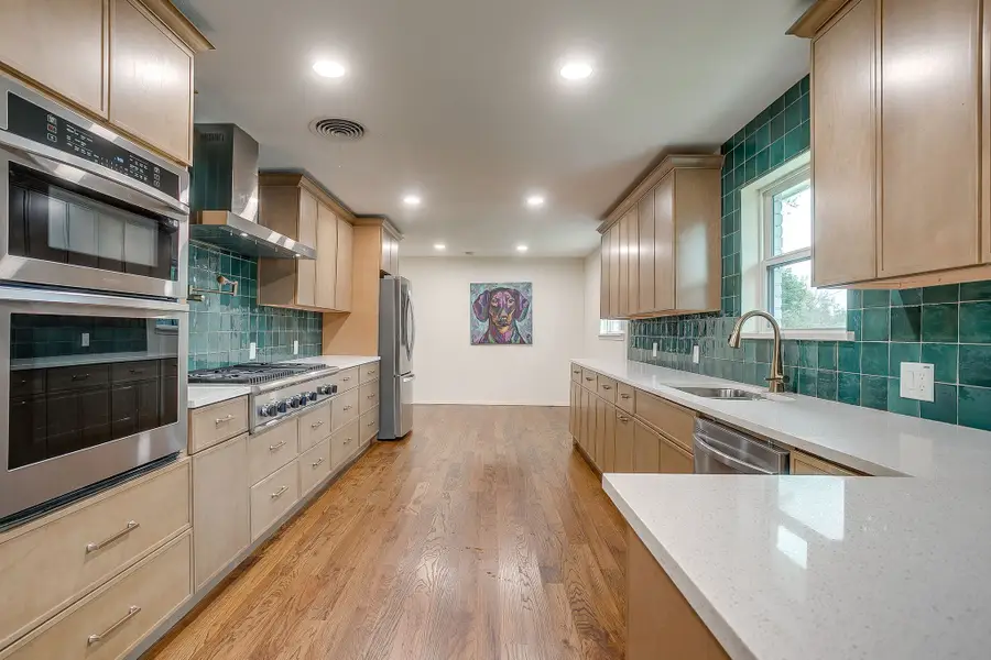 4517 Hildring Drive E, Fort Worth, TX 76109 - #3