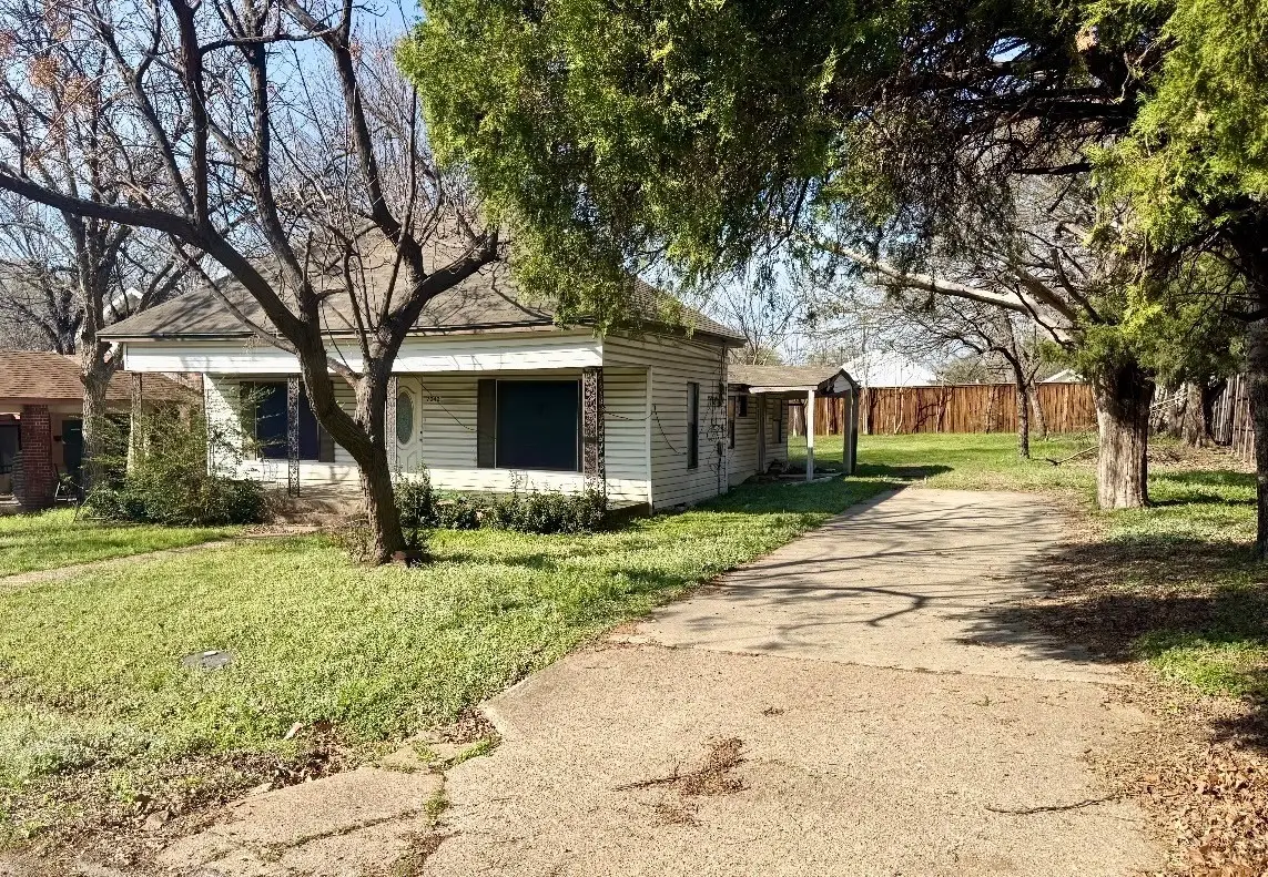 7042 Walnut Street, Frisco, TX 75033 - #1