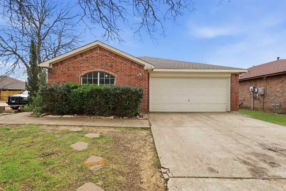 606 W 6th Street, Irving, TX 75060 - #1