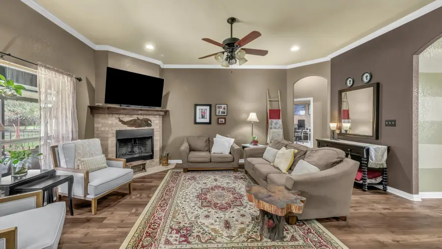 197 Savannah Drive, Weatherford, TX 76087 - #2