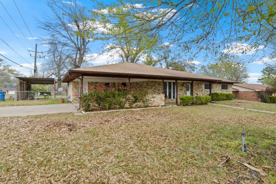 401 Hickory, Mount Pleasant, TX 75455 - #2